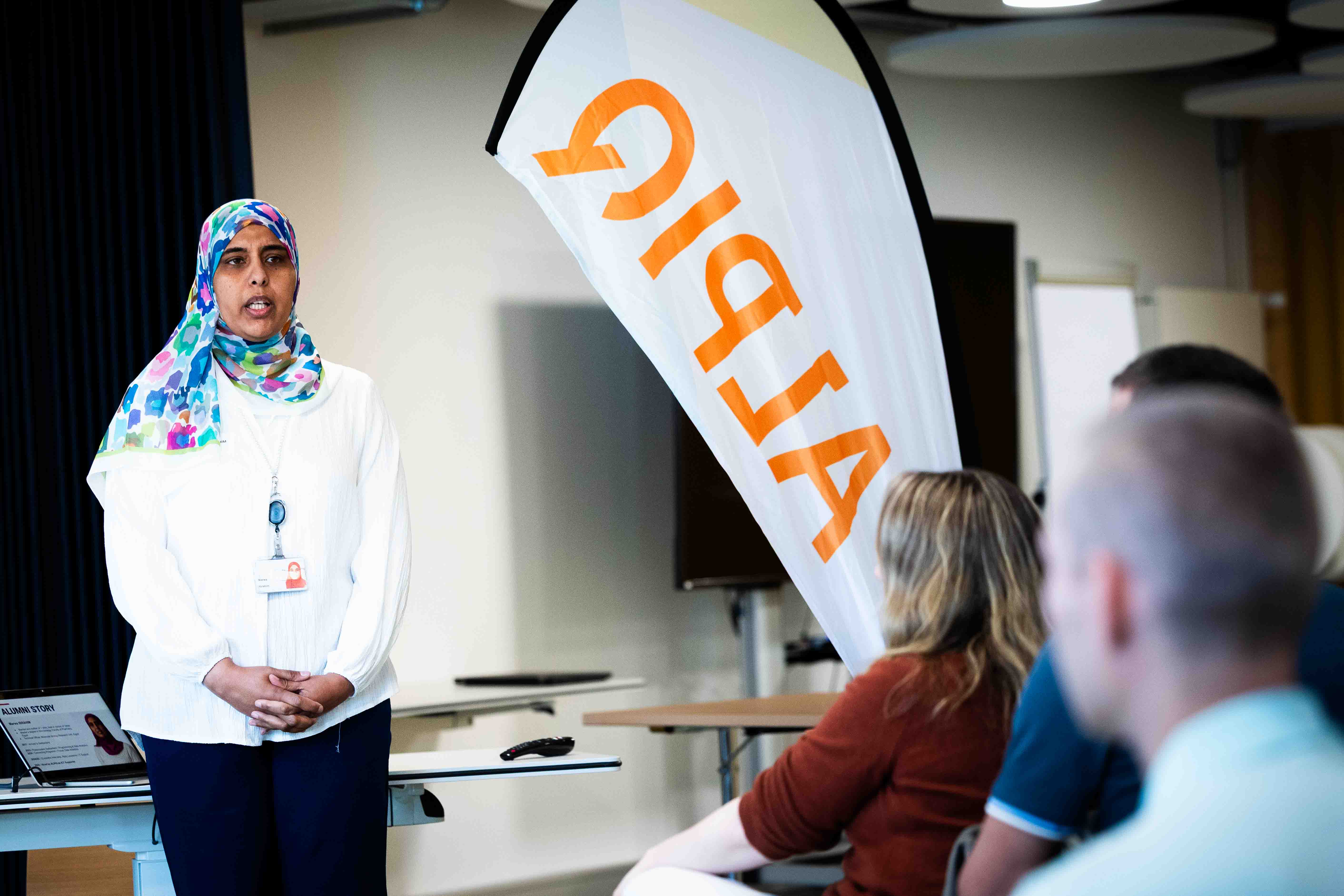 Powercoders Alumni speaking at Career Day at Alpiq